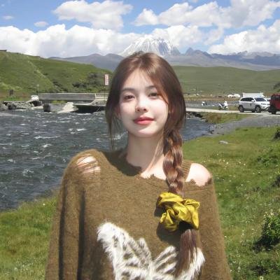 赤裸的公务员